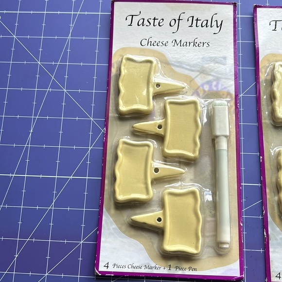 2 unopened NWT cheese Markers 4 pieces in each 10 pcs total ceramic with markers - Picture 4 of 4